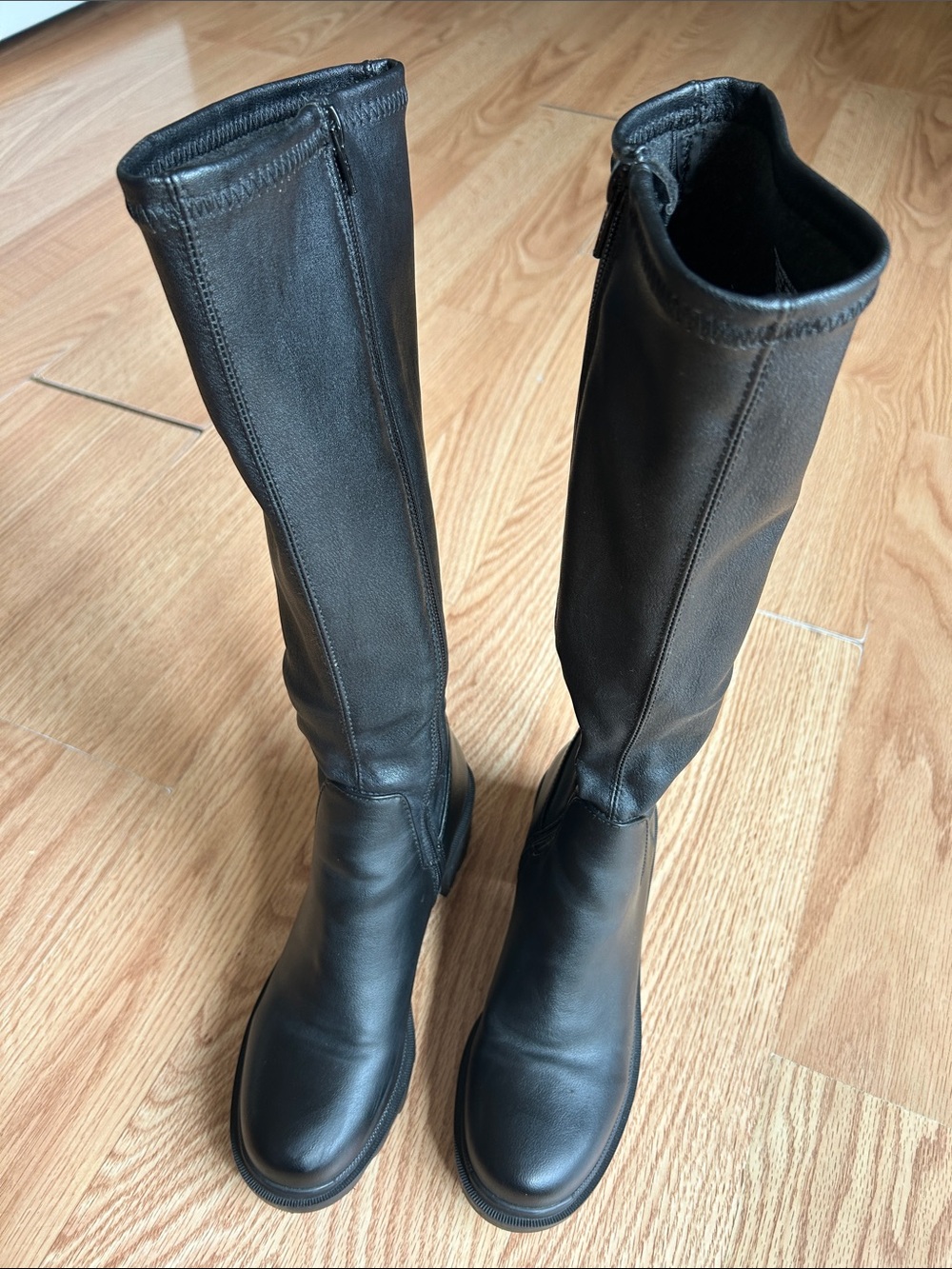 Black Knee High Riding Boots